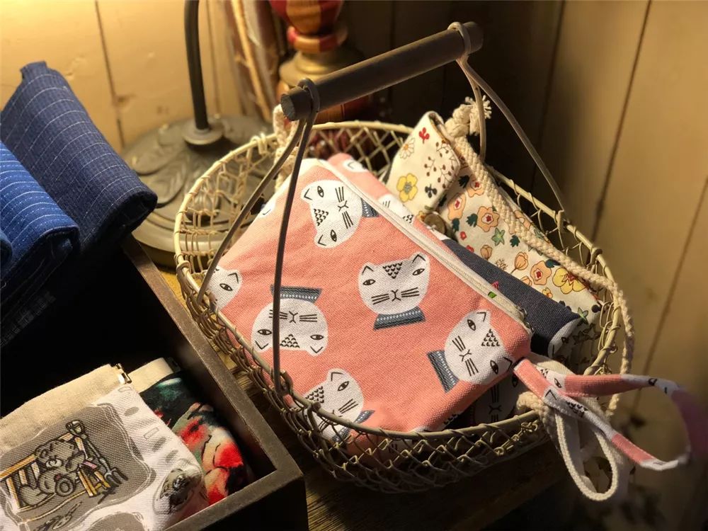 書香之外 探訪本城最文藝書店，發(fā)現(xiàn)文創(chuàng)產(chǎn)品的意外暢銷密碼